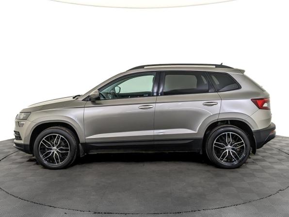 Skoda Karoq I с пробегом 2020 года, цена 2 250 000 рублей, 100700 км, внедорожник, Автокод Объявления