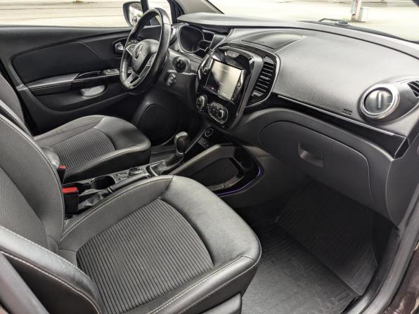 Renault Kaptur I Рестайлинг с пробегом 2020 года, цена 1 299 900 рублей, 234000 км, внедорожник, Автокод Объявления
