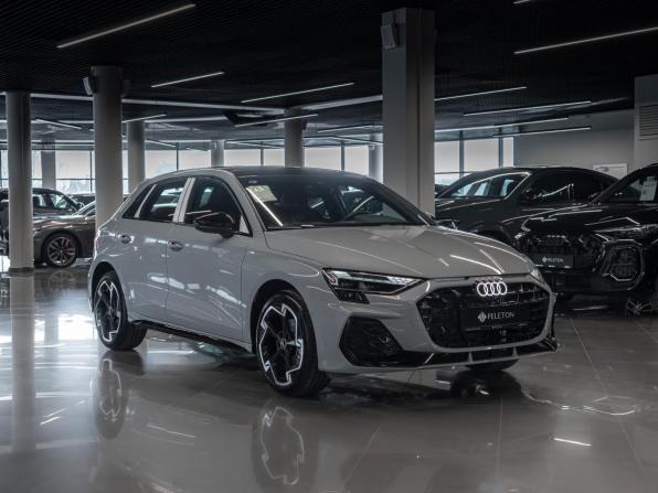 Audi A3 IV (8Y) Рестайлинг с пробегом 2025 года, цена 3 925 000 рублей, 17 км, хэтчбек, Автокод Объявления