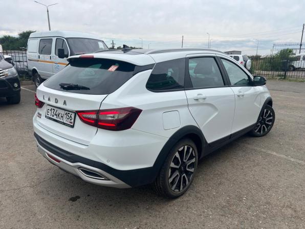 Lada (ВАЗ) Vesta I Рестайлинг (NG) с пробегом 2024 года, цена 1 700 000 рублей, 13943 км, универсал, Автокод Объявления