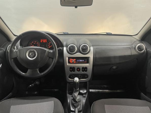 Renault Sandero I с пробегом 2013 года, цена 799 900 рублей, 83185 км, хэтчбек, Автокод Объявления