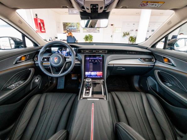Hongqi H5 II с пробегом 2024 года, цена 3 830 000 рублей, 6 км, седан, Автокод Объявления