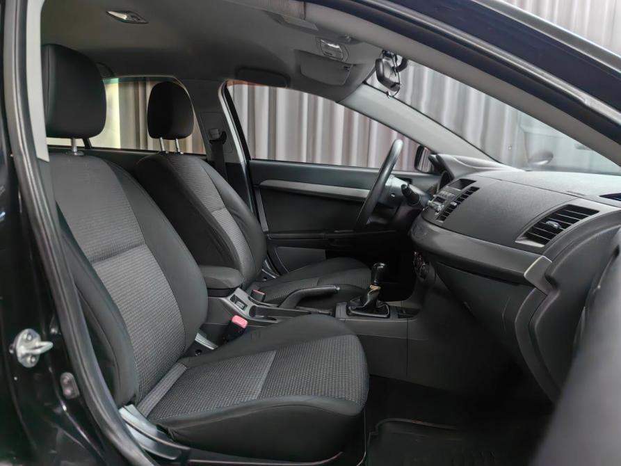 Mitsubishi Lancer X Москва  - изображение 8