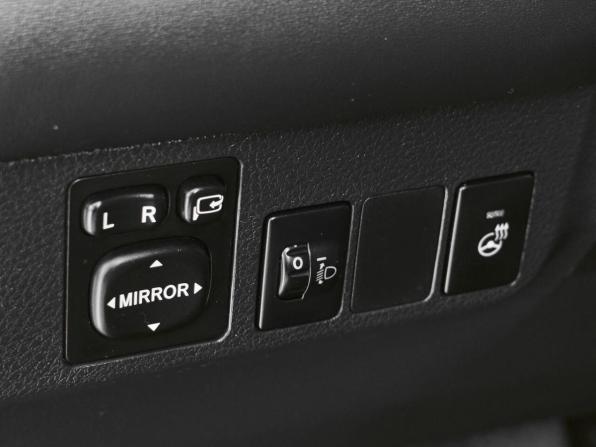 Toyota RAV4 IV (XA40) Рестайлинг с пробегом 2016 года, цена 2 275 000 рублей, 126140 км, внедорожник, Автокод Объявления