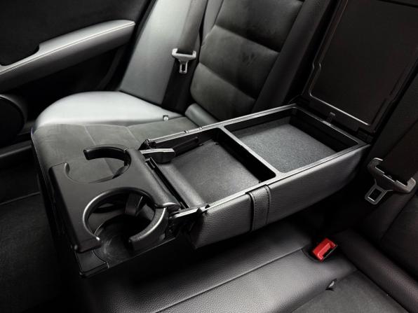 Mercedes-Benz C-Класс III (W204) Рестайлинг с пробегом 2012 года, цена 1 599 000 рублей, 181350 км, седан, Автокод Объявления