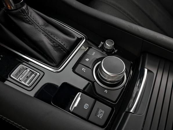 Mazda 6 III (GJ) Рестайлинг 2 с пробегом 2020 года, цена 2 355 000 рублей, 59370 км, седан, Автокод Объявления