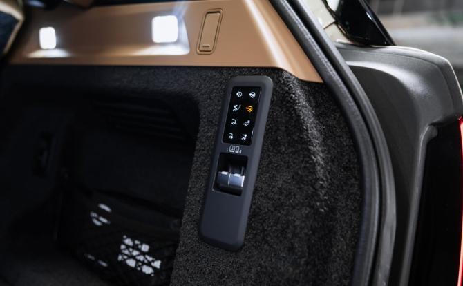 Новый Land Rover Range Rover V 2025 года, цена 36 390 000 рублей, внедорожник, Автокод Объявления