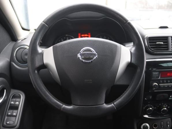 Nissan Terrano III (D10) с пробегом 2014 года, цена 999 000 рублей, 188000 км, внедорожник, Автокод Объявления