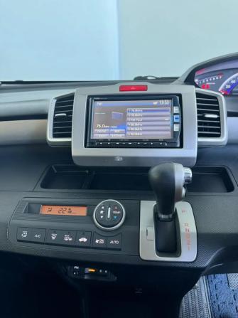 Honda Freed I Рестайлинг с пробегом 2012 года, цена 1 099 000 рублей, 208000 км, компактвэн, Автокод Объявления