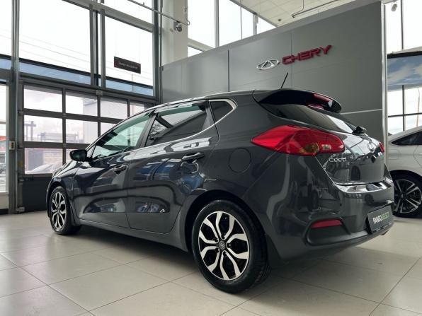Kia Ceed II с пробегом 2013 года, цена 1 129 000 рублей, 157251 км, хэтчбек, Автокод Объявления