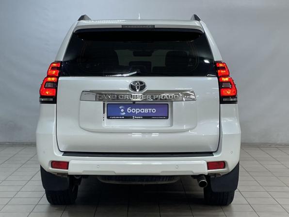 Toyota Land Cruiser Prado 150 Series Рестайлинг 2 с пробегом 2019 года, цена 4 700 000 рублей, 182083 км, внедорожник, Автокод Объявления