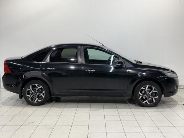 Ford Focus II Рестайлинг с пробегом 2010 года, цена 595 000 рублей, 221255 км, седан, Автокод Объявления