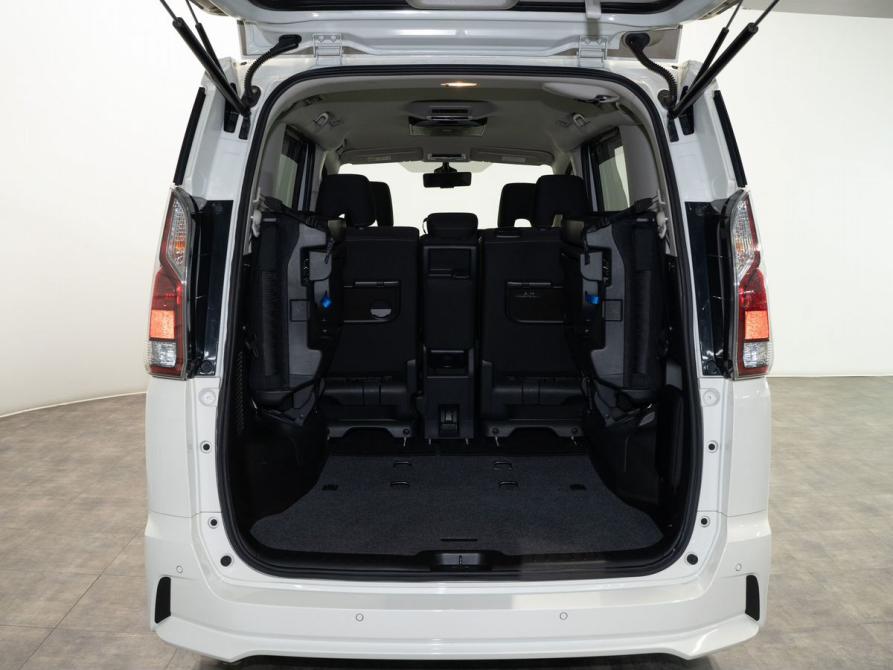 Nissan Serena V (C27) Чита  - изображение 18