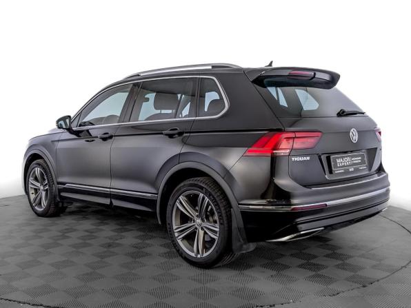 Volkswagen Tiguan II с пробегом 2019 года, цена 2 150 000 рублей, 224392 км, внедорожник, Автокод Объявления
