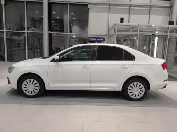 Skoda Rapid II с пробегом 2021 года, цена 1 647 000 рублей, 95123 км, лифтбек, Автокод Объявления