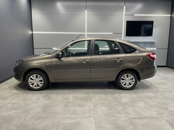 Lada (ВАЗ) Granta I Рестайлинг с пробегом 2022 года, цена 694 000 рублей, 67000 км, хэтчбек, Автокод Объявления