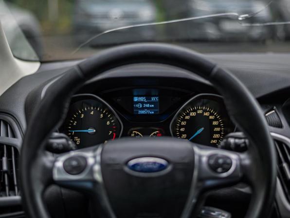 Ford Focus III с пробегом 2013 года, цена 550 000 рублей, 208510 км, седан, Автокод Объявления