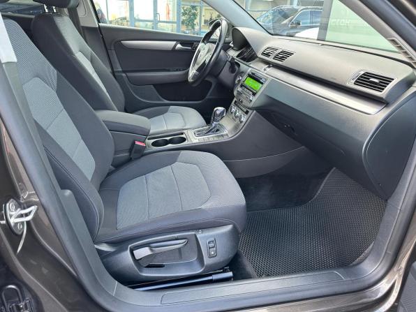 Volkswagen Passat B7 с пробегом 2012 года, цена 1 219 000 рублей, 205997 км, седан, Автокод Объявления