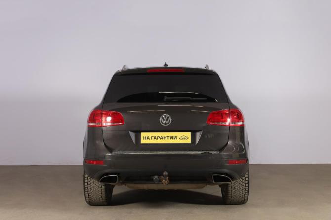 Volkswagen Touareg II с пробегом 2010 года, цена 1 959 000 рублей, 290000 км, внедорожник, Автокод Объявления