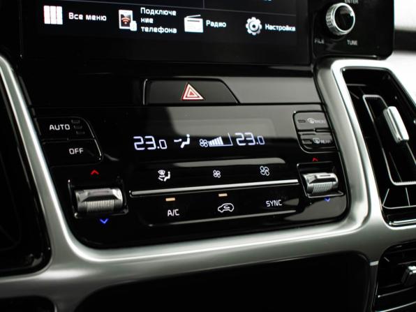 Kia Sorento IV с пробегом 2023 года, цена 3 727 000 рублей, 28386 км, внедорожник, Автокод Объявления