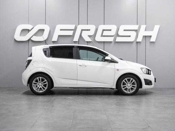 Chevrolet Aveo II с пробегом 2015 года, цена 819 000 рублей, 138520 км, хэтчбек, Автокод Объявления