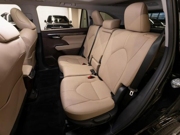 Toyota Highlander IV (XU70) с пробегом 2026 года, цена 5 900 000 рублей, 40 км, внедорожник, Автокод Объявления