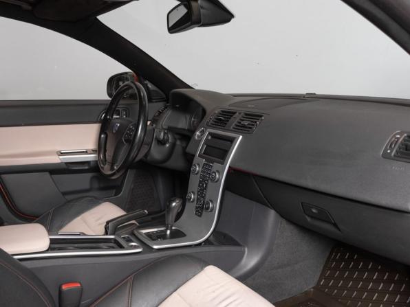 Volvo S40 II Рестайлинг с пробегом 2010 года, цена 790 000 рублей, 231708 км, седан, Автокод Объявления
