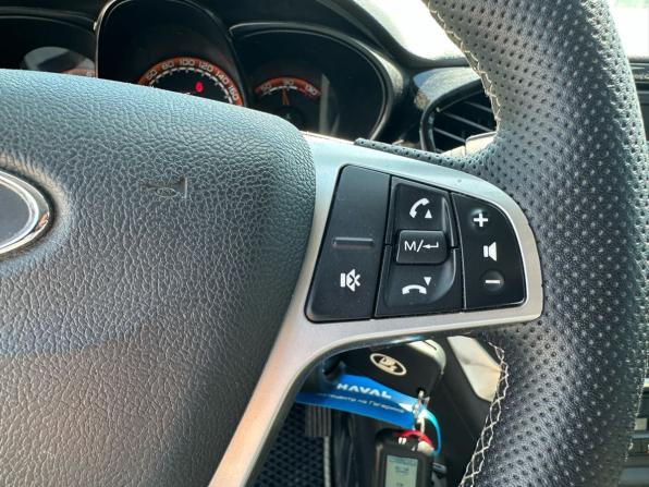 Lada (ВАЗ) Vesta I с пробегом 2019 года, цена 1 099 000 рублей, 72803 км, универсал, Автокод Объявления