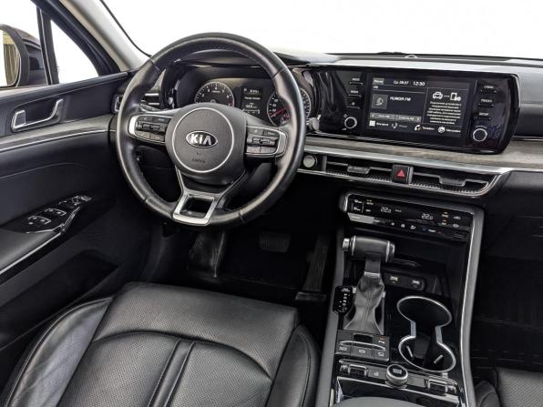 Kia K5 III с пробегом 2021 года, цена 2 615 000 рублей, 72044 км, седан, Автокод Объявления
