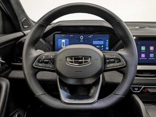 Geely Monjaro I с пробегом 2024 года, цена 3 550 000 рублей, 20359 км, внедорожник, Автокод Объявления