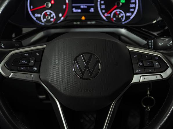 Volkswagen Polo VI с пробегом 2020 года, цена 1 648 000 рублей, 105000 км, лифтбек, Автокод Объявления