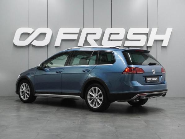 Volkswagen Golf VII с пробегом 2016 года, цена 1 499 000 рублей, 187333 км, универсал, Автокод Объявления