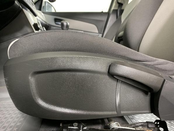 Chevrolet Cruze I Рестайлинг с пробегом 2015 года, цена 735 000 рублей, 156000 км, хэтчбек, Автокод Объявления
