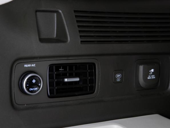 Hyundai Santa Fe V (MX5) с пробегом 2024 года, цена 5 048 000 рублей, 14085 км, внедорожник, Автокод Объявления