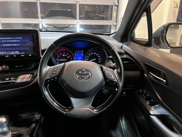 Toyota C-HR I с пробегом 2018 года, цена 2 213 000 рублей, 103028 км, внедорожник, Автокод Объявления