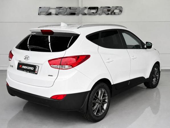 Hyundai ix35 I Рестайлинг с пробегом 2015 года, цена 1 399 000 рублей, 180000 км, внедорожник, Автокод Объявления