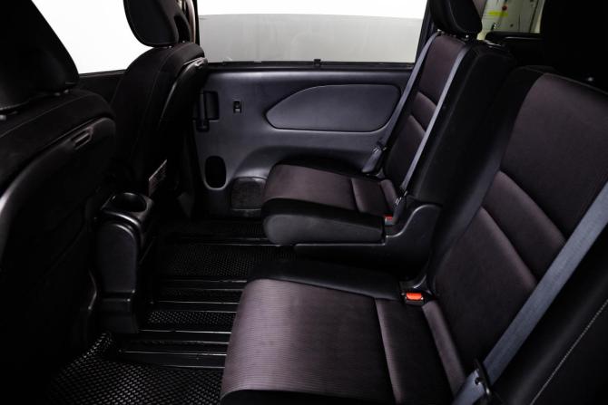 Nissan Serena V (C27) с пробегом 2017 года, цена 2 239 000 рублей, 154258 км, минивэн, Автокод Объявления