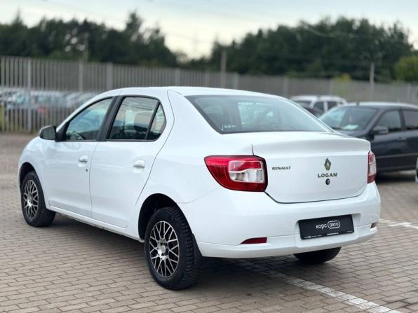 Renault Logan II с пробегом 2015 года, цена 672 000 рублей, 218089 км, седан, Автокод Объявления