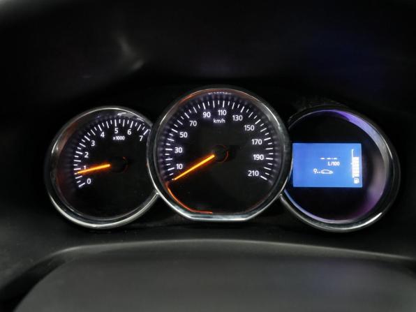 Renault Sandero II с пробегом 2018 года, цена 650 000 рублей, 220000 км, хэтчбек, Автокод Объявления