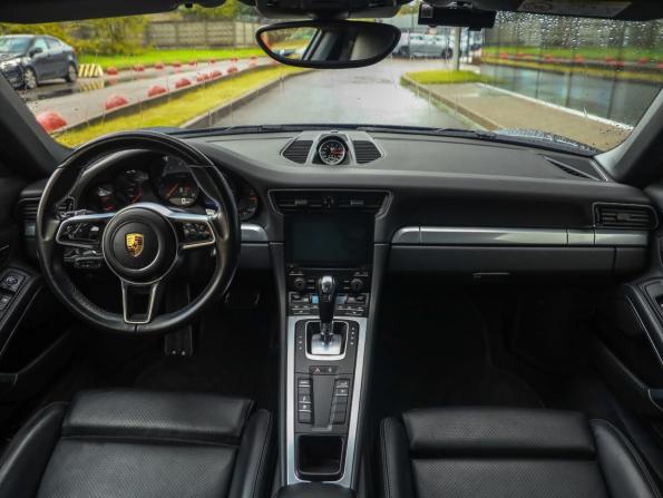 Porsche 911 VII (991) Рестайлинг с пробегом 2016 года, цена 6 990 000 рублей, 66243 км, купе, Автокод Объявления