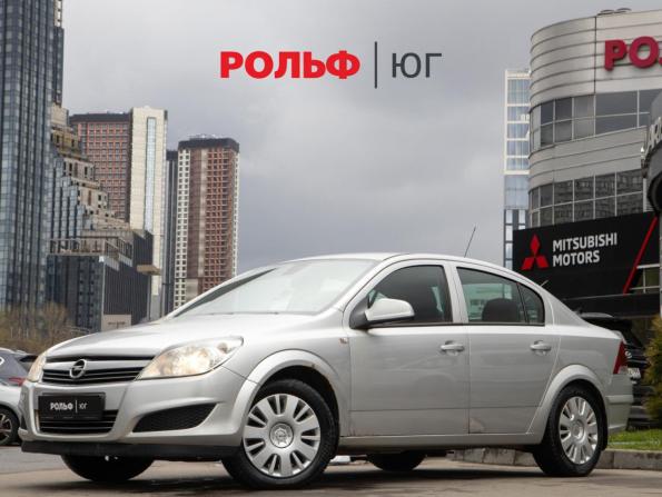 Opel Astra H Рестайлинг с пробегом 2010 года, цена 468 000 рублей, 245000 км, седан, Автокод Объявления