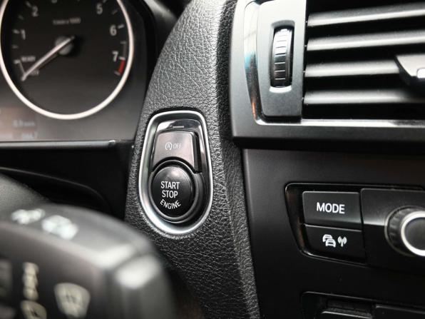 BMW 1 серии II (F20/F21) с пробегом 2013 года, цена 1 049 900 рублей, 223000 км, хэтчбек, Автокод Объявления