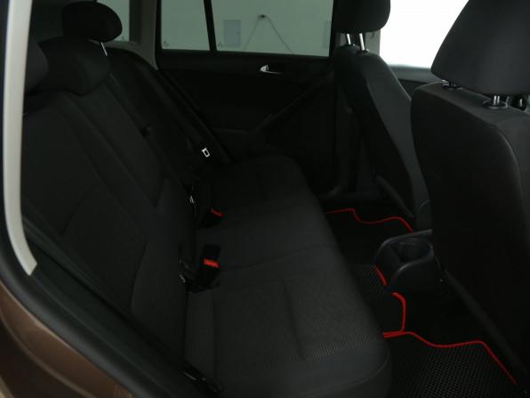 Volkswagen Tiguan I Рестайлинг с пробегом 2014 года, цена 1 233 000 рублей, 149900 км, внедорожник, Автокод Объявления
