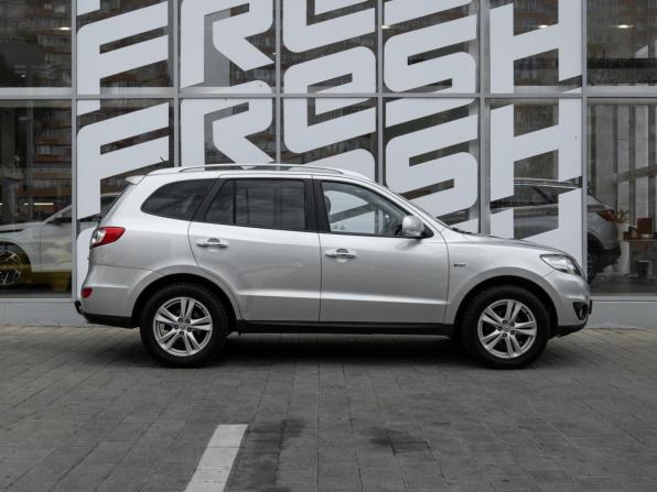 Hyundai Santa Fe II с пробегом 2010 года, цена 1 335 600 рублей, 247030 км, внедорожник, Автокод Объявления