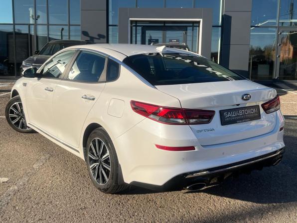 Kia Optima IV Рестайлинг с пробегом 2018 года, цена 2 099 000 рублей, 90650 км, седан, Автокод Объявления