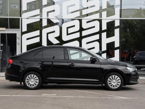 Skoda Rapid II с пробегом 2021 года, цена 1 512 900 рублей, 90128 км, лифтбек, Автокод Объявления