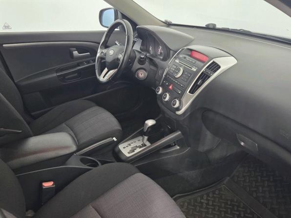 Kia Ceed I Рестайлинг с пробегом 2011 года, цена 749 000 рублей, 162212 км, универсал, Автокод Объявления