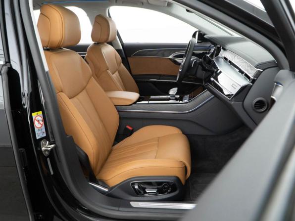 Audi A8 IV (D5) Рестайлинг с пробегом 2025 года, цена 10 198 977 рублей, 1781 км, седан, Автокод Объявления