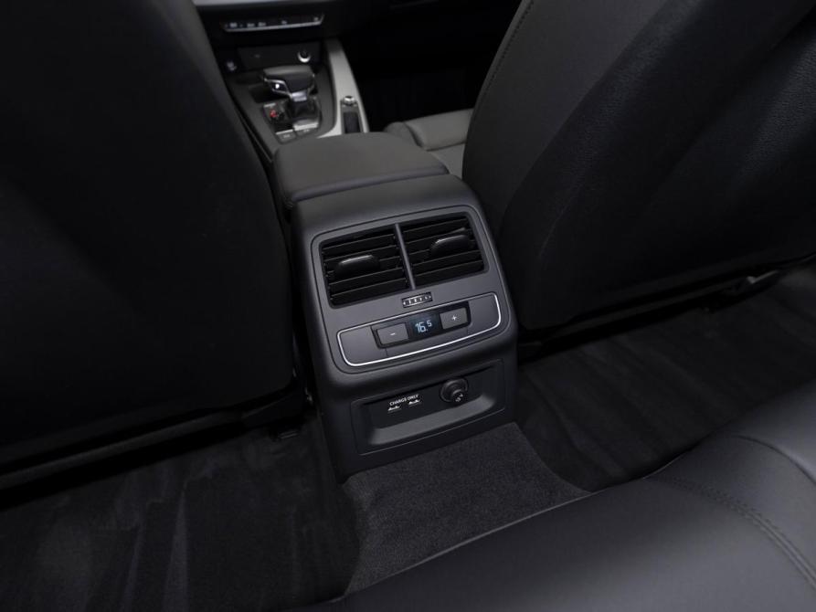 Audi A4 V (B9) Рестайлинг Москва  - изображение 13