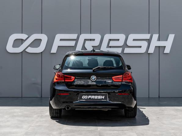 BMW 1 серии II (F20/F21) Рестайлинг 2 с пробегом 2018 года, цена 1 560 000 рублей, 145707 км, хэтчбек, Автокод Объявления